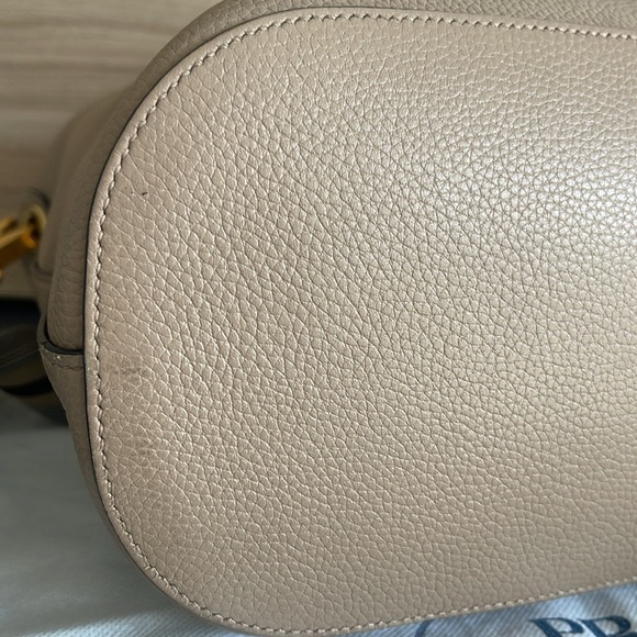 Prada Vitello phenix cammeo leather stripe strap bucket bag crossbody purse š¤ - Picture 7 of 16